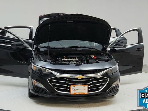 Used 2019 Chevrolet Malibu LT FWD image 14