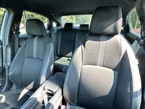 Used 2020 Honda Civic Sport image 7