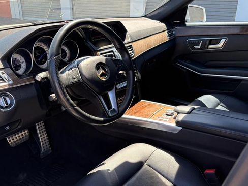 Used 2016 Mercedes-Benz E 350 Sedan w/ Premium Package image 10