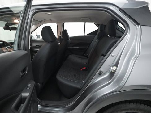 Used 2022 Nissan Kicks S image 15