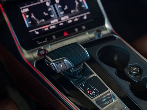 Used 2022 Audi S6 Prestige w/ Prestige Package AWD/4WD image 31