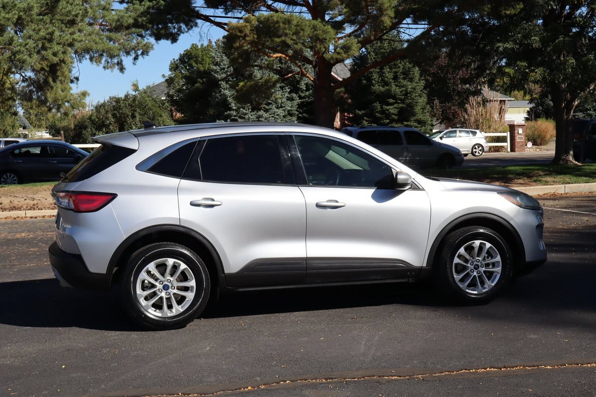 Used 2020 Ford Escape SE AWD/4WD image 4