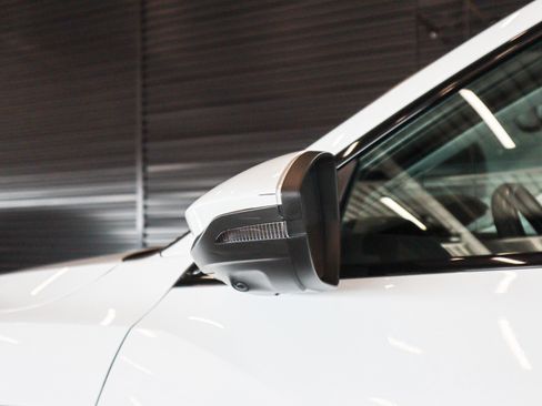 Used 2023 Audi e-tron Premium w/ Convenience Plus Package image 29