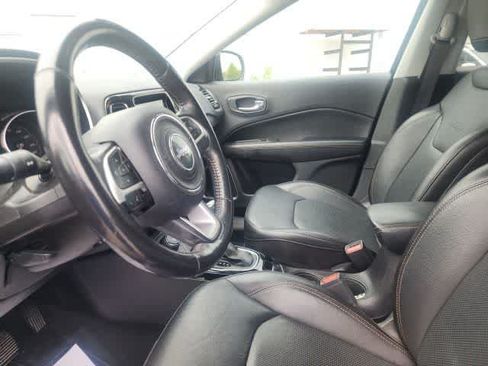 Used 2019 Jeep Compass Limited AWD/4WD image 24