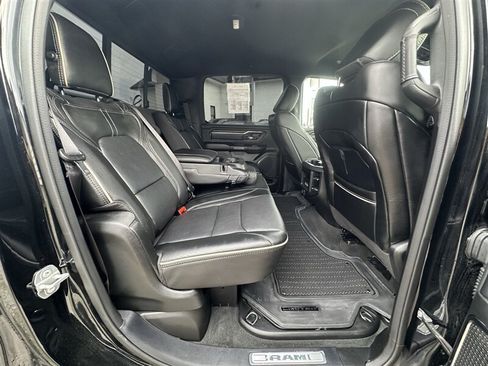 Used 2022 RAM 1500 Limited w/ Body-Colour Bumper Group AWD/4WD image 8