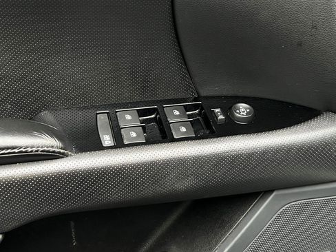 Used 2019 Cadillac XTS Luxury image 14