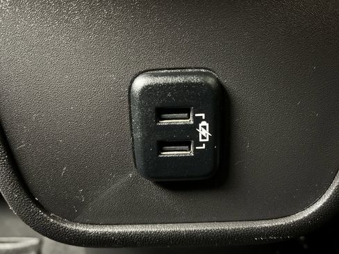 Used 2018 GMC Terrain SLE w/ Driver Convenience Package image 11