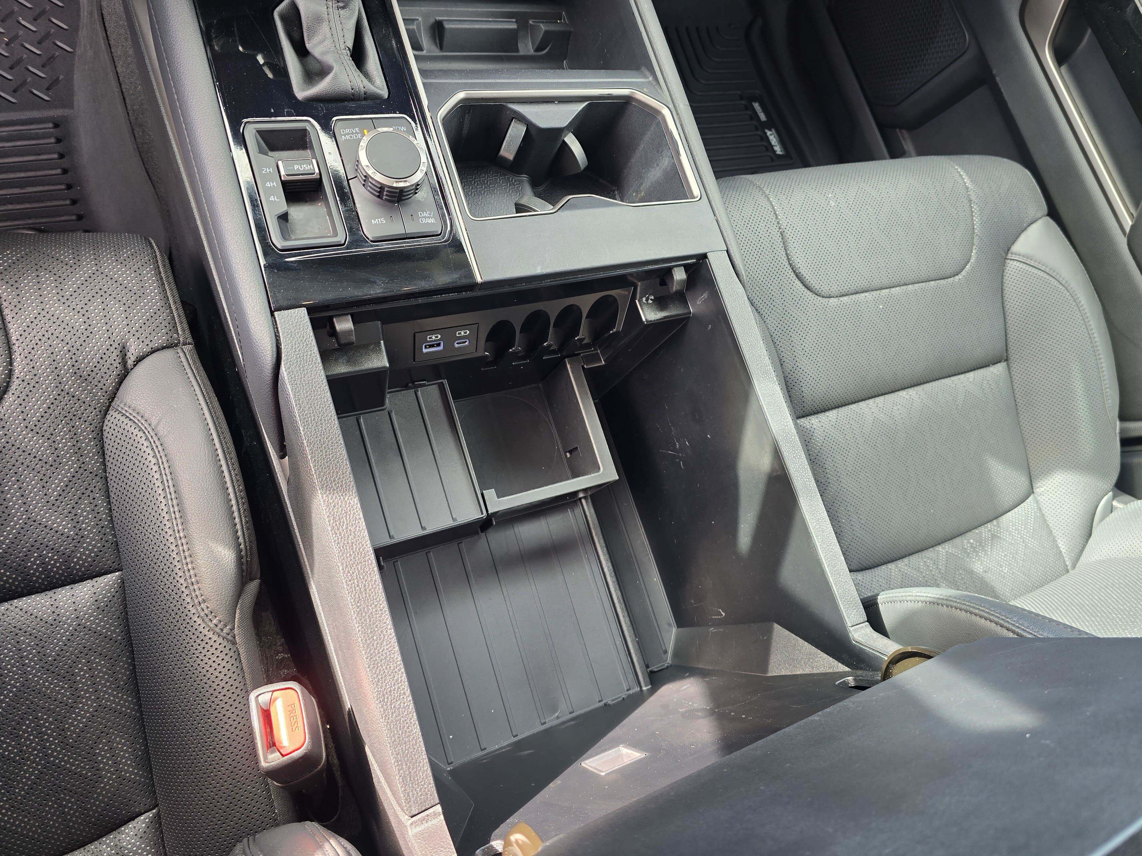Used 2024 Toyota Tundra Limited w/ TRD Off-Road Package AWD/4WD image 28