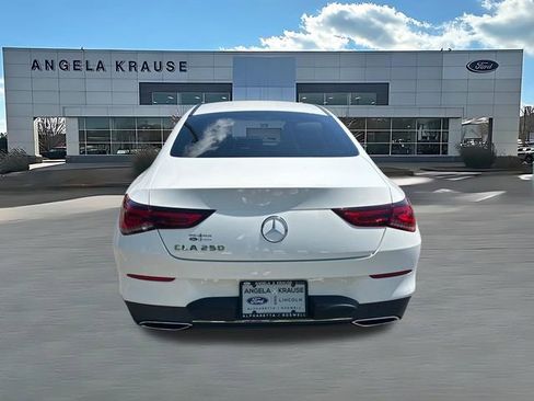 Used 2022 Mercedes-Benz CLA 250 image 7