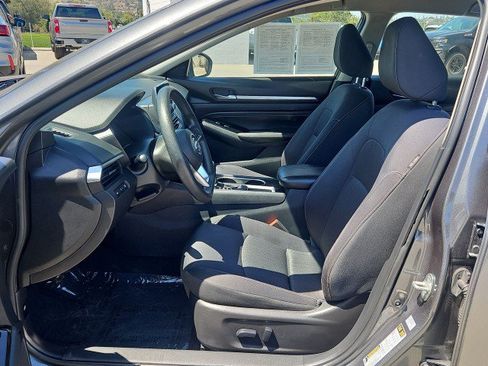 Used 2021 Nissan Altima 2.5 SV FWD image 18