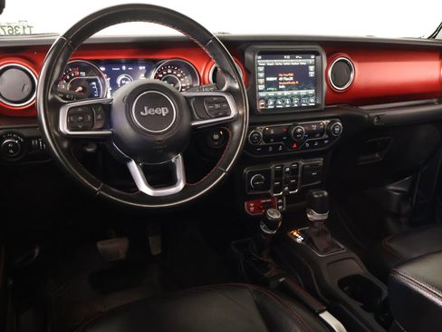 Used 2020 Jeep Gladiator Rubicon AWD/4WD image 2