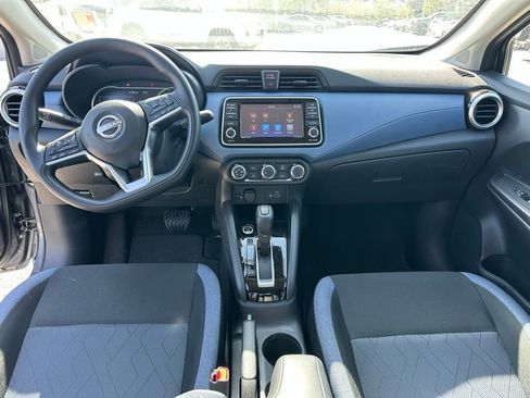 Used 2025 Nissan Versa SV w/ Trunk Package FWD image 7