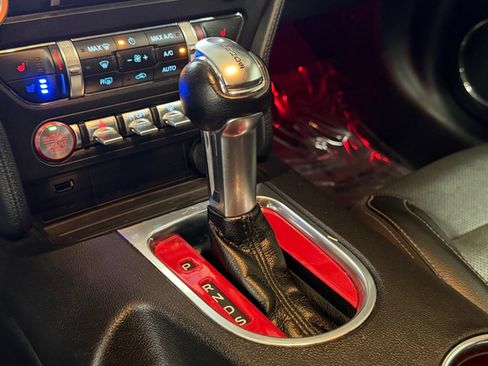 Used 2020 Ford Mustang Premium RWD image 32