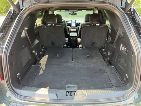 Used 2024 Ford Explorer ST w/ Equipment Group 401A AWD/4WD image 29