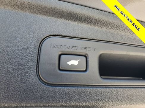 Certified 2025 Acura MDX FWD w/ Technology Package image 9