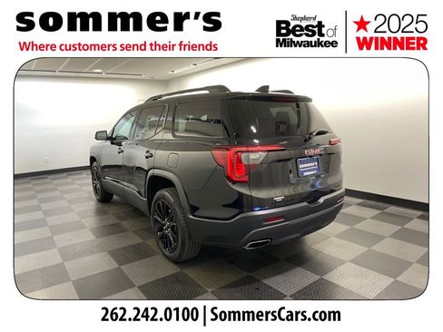 Used 2023 GMC Acadia SLE w/ Elevation Edition image 3
