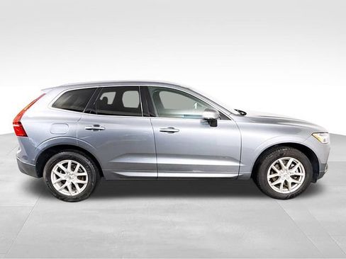 Used 2020 Volvo XC60 T5 Momentum AWD/4WD image 6