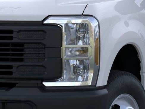 New 2026 Ford F350 XL image 18