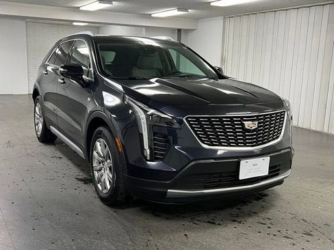 Used 2023 Cadillac XT4 Premium Luxury w/ Technology Package image 7