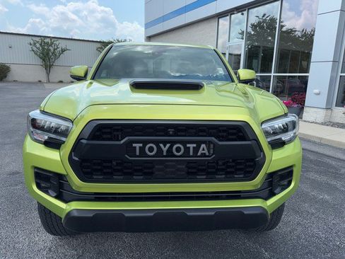 Used 2022 Toyota Tacoma TRD Pro AWD/4WD image 10