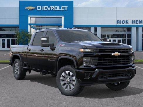 New 2026 Chevrolet Silverado 2500 Custom w/ Custom Value Package AWD/4WD image 9