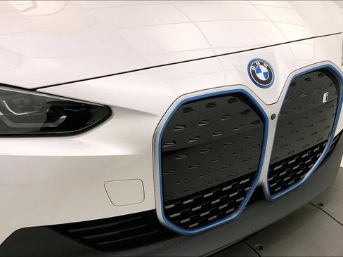 Certified 2023 BMW i4 eDrive35 RWD image 28