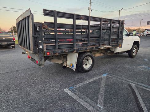 Used 2011 Chevrolet Silverado 3500 W/T w/ Skid Plate Package image 6