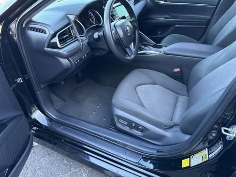 Used 2020 Toyota Camry LE w/ Carpet Mat Package image 16