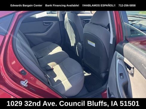 Used 2014 Hyundai Elantra SE FWD image 9