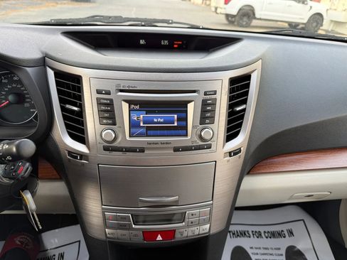 Used 2013 Subaru Outback 2.5i Limited image 34