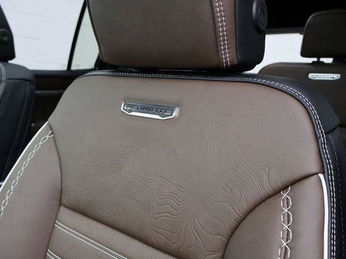 New 2026 GMC Acadia Denali Ultimate image 43