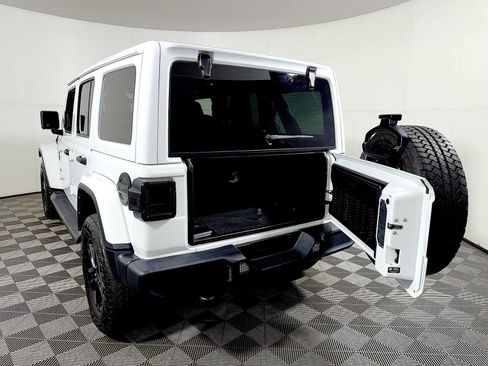 Used 2021 Jeep Wrangler Unlimited Sahara AWD/4WD image 22