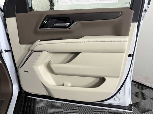New 2026 GMC Yukon XL Denali w/ Sun & Power Step Package image 14