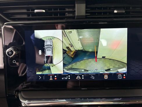 Used 2025 GMC Sierra 1500 Denali Ultimate image 20