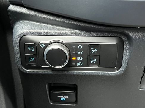 New 2025 Ford Bronco Badlands image 16