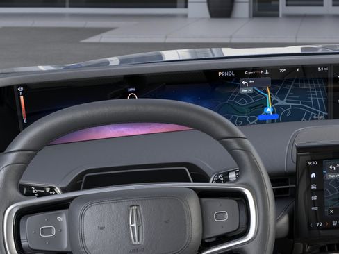 New 2026 Lincoln Nautilus Premier AWD/4WD image 13