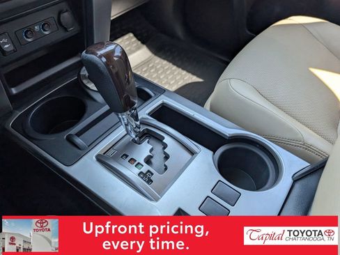 Used 2014 Toyota 4Runner Limited AWD/4WD image 22