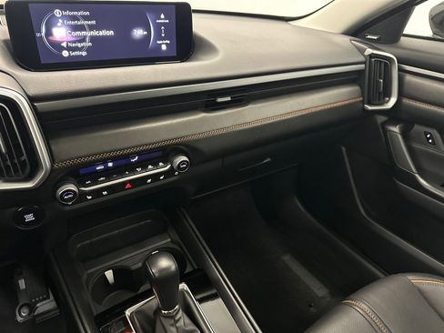 Used 2025 MAZDA CX-50 AWD 2.5 Turbo w/ Premium Pkg image 26