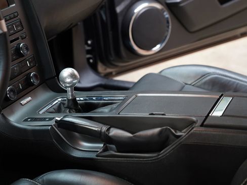 Used 2010 Ford Mustang GT image 47