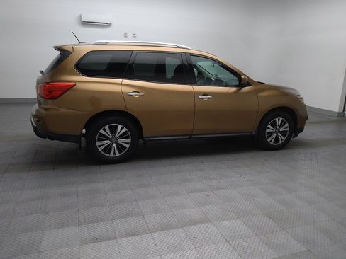 Used 2017 Nissan Pathfinder S FWD image 10