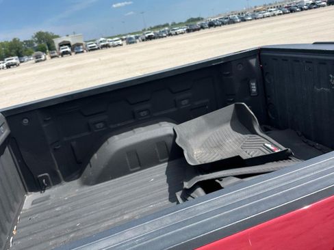 Used 2021 Chevrolet Silverado 1500 RST AWD/4WD image 11