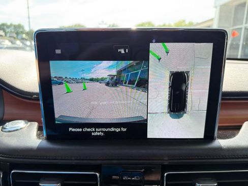 Used 2020 Lincoln Aviator Grand Touring w/ Equipment Group 302A AWD/4WD image 32
