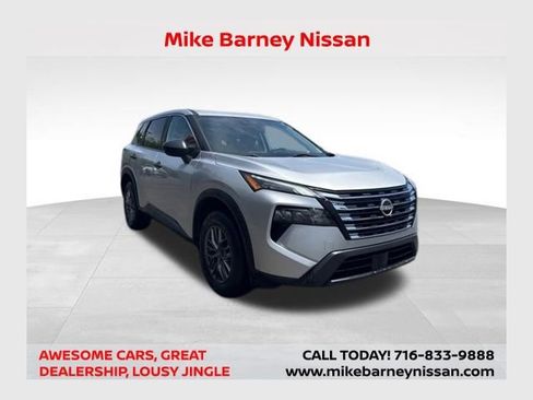 Used 2024 Nissan Rogue S AWD/4WD image 1