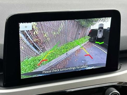 Used 2021 Ford Escape SE image 16