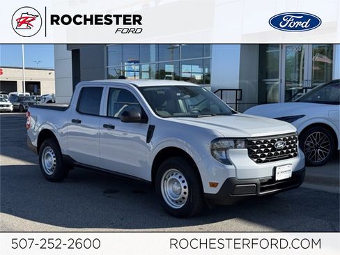 New 2025 Ford Maverick XL image 1