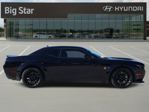 Used 2023 Dodge Challenger R/T Scat Pack image 5