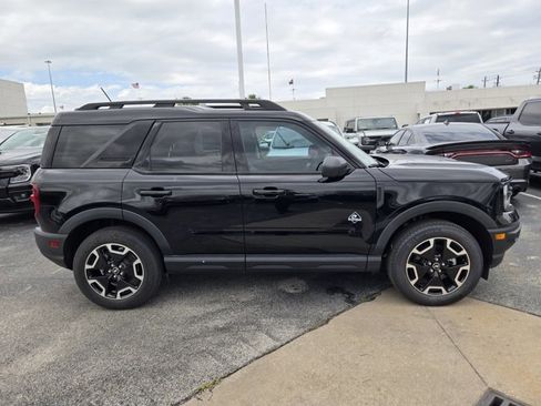 Used 2024 Ford Bronco Sport Outer Banks w/ Tech Package AWD/4WD image 4
