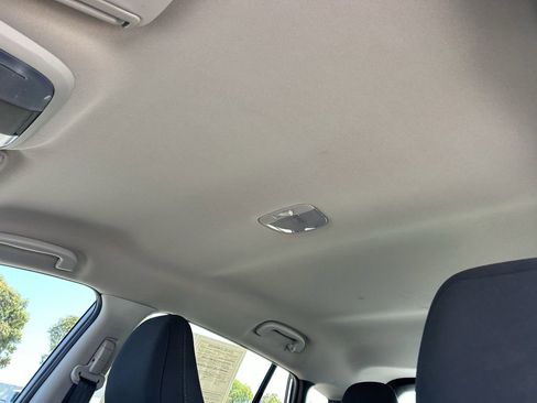 Used 2025 Subaru Impreza 2.0i image 28