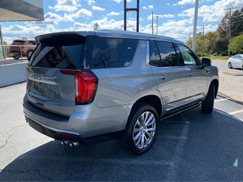 Used 2023 GMC Yukon Denali w/ Denali Reserve Package image 7