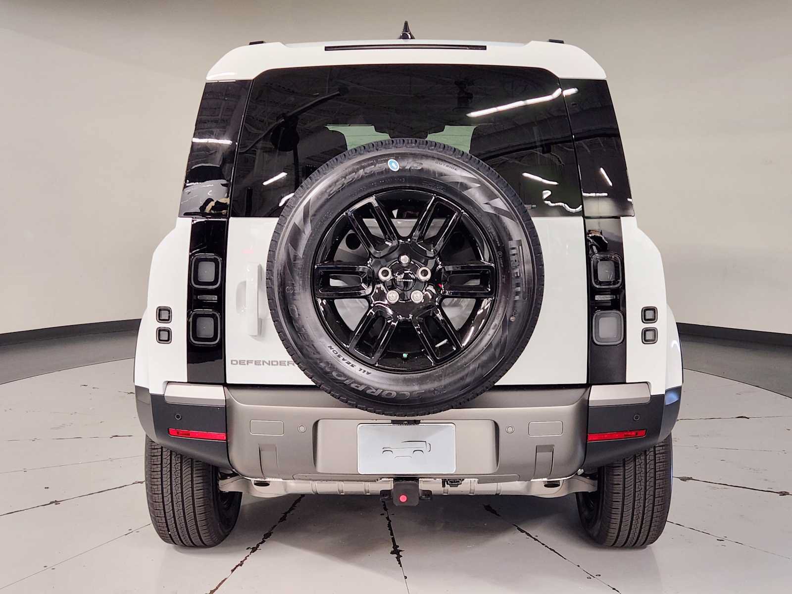 New 2026 Land Rover Defender 110 S AWD/4WD image 10
